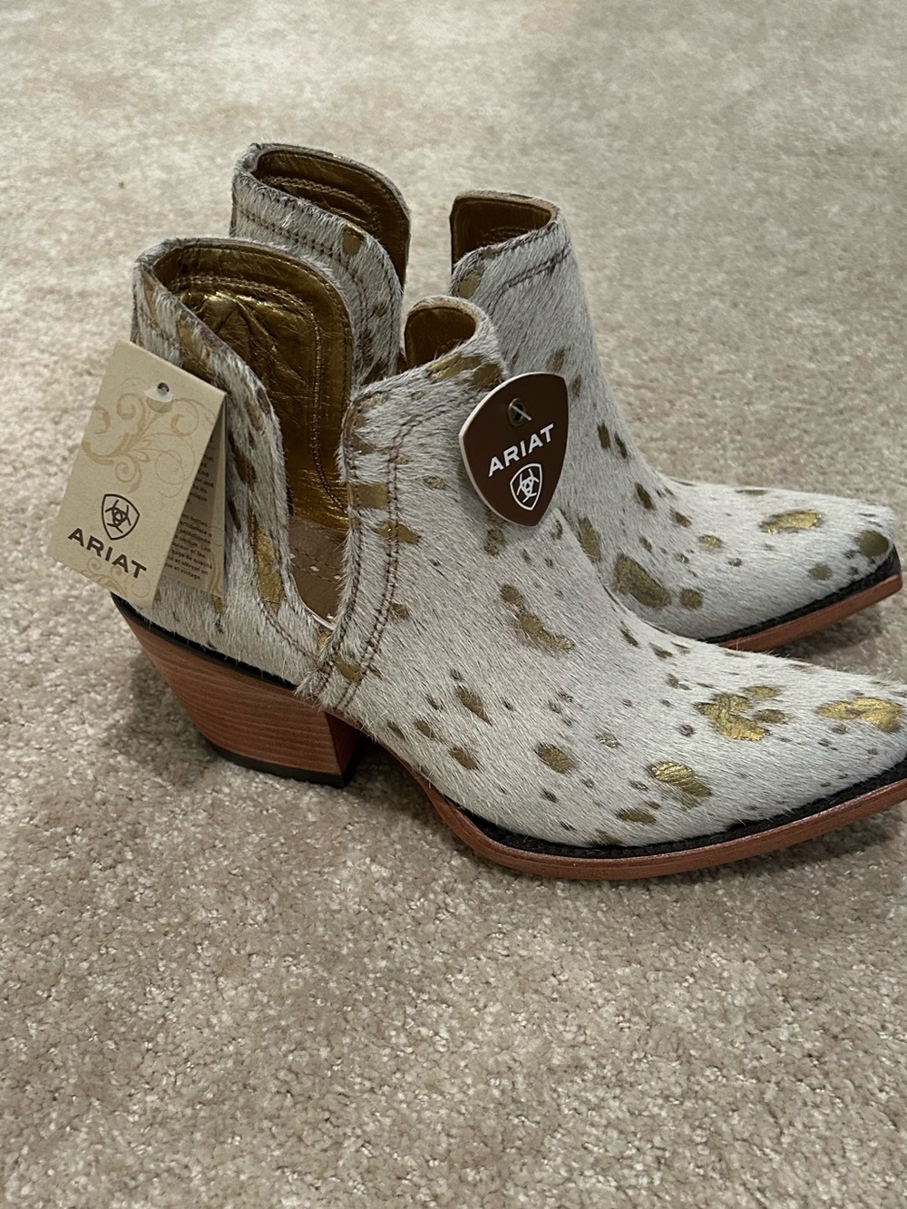 NWT Ariat boots - Picture 7 of 7